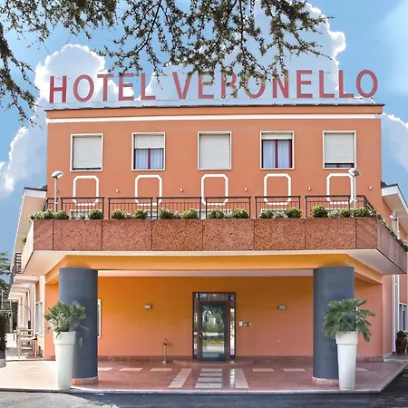 Veronello Hotell 3*