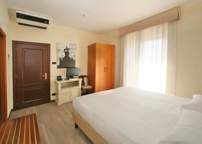 Veronello מלון 3*