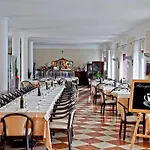 Veronello Hotel 3*